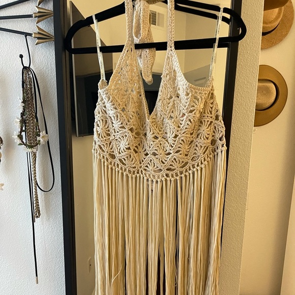Forever 21 Sweater Halter - Picture 1 of 3